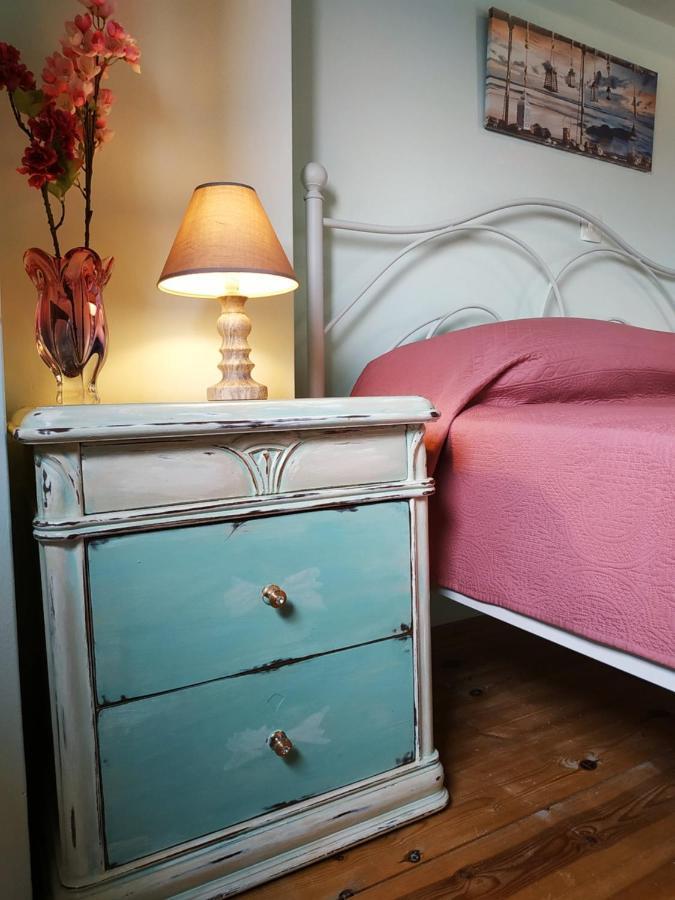 Maria Guesthouse Aliveri Ngoại thất bức ảnh