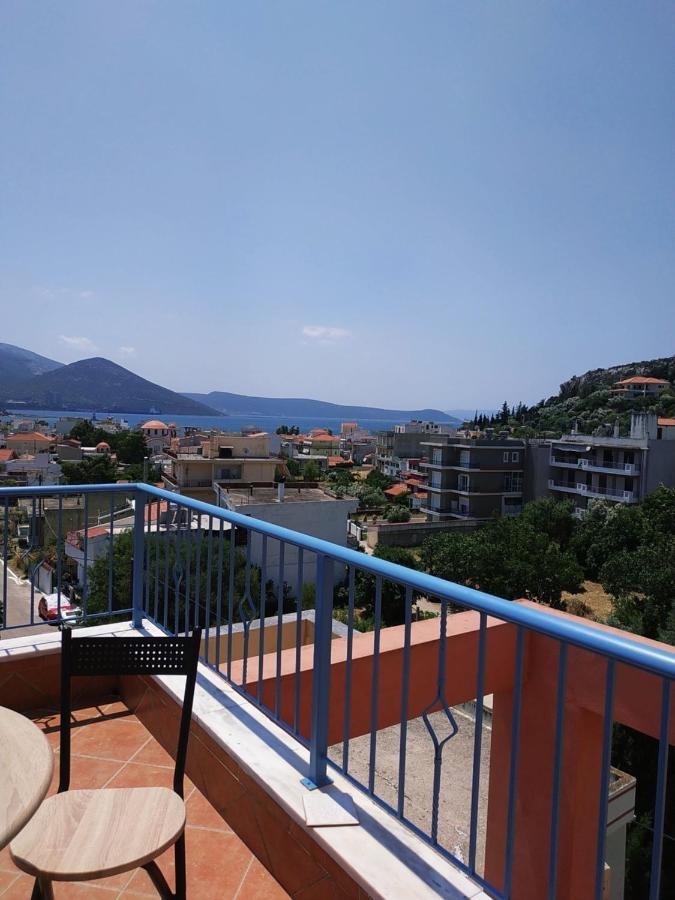 Maria Guesthouse Aliveri Ngoại thất bức ảnh